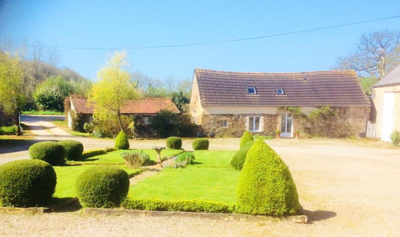 Maison Cosy A Sainte Colombe Avec Cheminee Et Jardin Villa Exterior foto